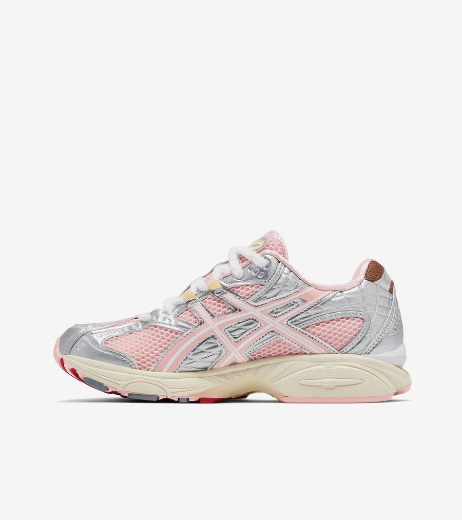 ASICS Gel-Nimbus 10.1 Vandy The Rose x atmos Banana Split Strawberry
